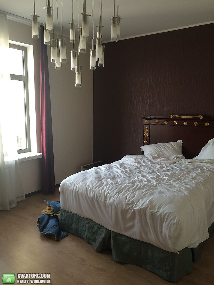 Sell 3-room apartment. Киев,  Набережно-Крещатикская — photo 2