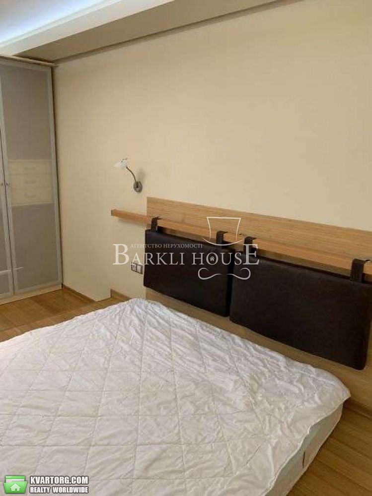 Rent out 3-room apartment. Киев,  Паньковская — photo 7