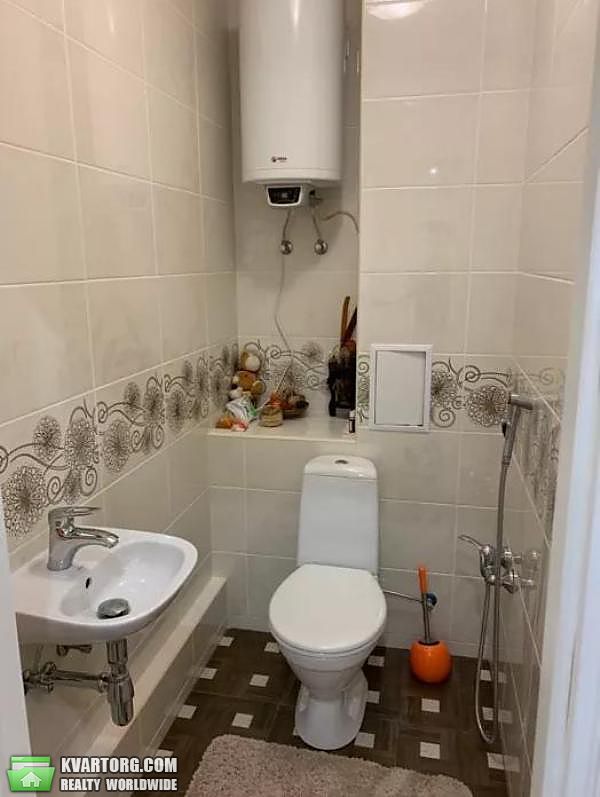 Rent out 2-room apartment. Киев, Сикорского — photo 7