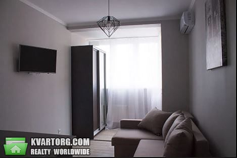 Rent out 1-room apartment. Киев,  Ясиноватский пер — photo 5