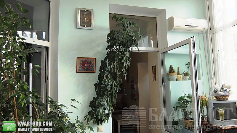Sell 2-room apartment. Киев,  Саксаганского — photo 8