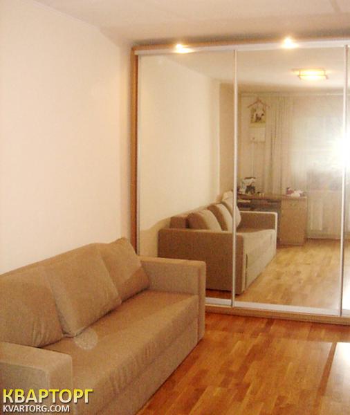 Sell 2-room apartment. Киев, Салютная 11 — photo 2
