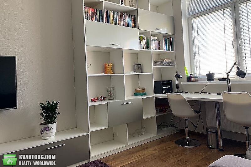 Sell 2-room apartment. Киев,  Воскресенская — photo 4