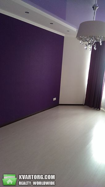 Sell 3-room apartment. Киев,  Срибнокильская — photo 9