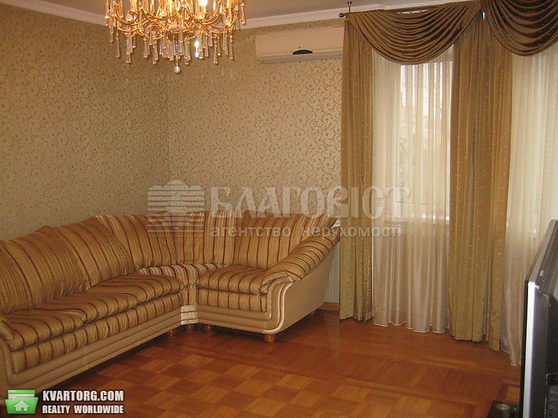 Rent out 3-room apartment. Киев, Феодоры Пушиной — photo 1