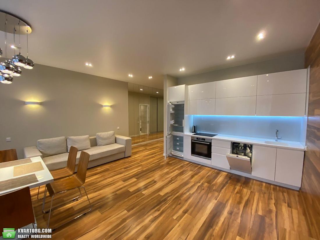 Sell 3-room apartment. Днепропетровск, Клары Цеткин — photo 1