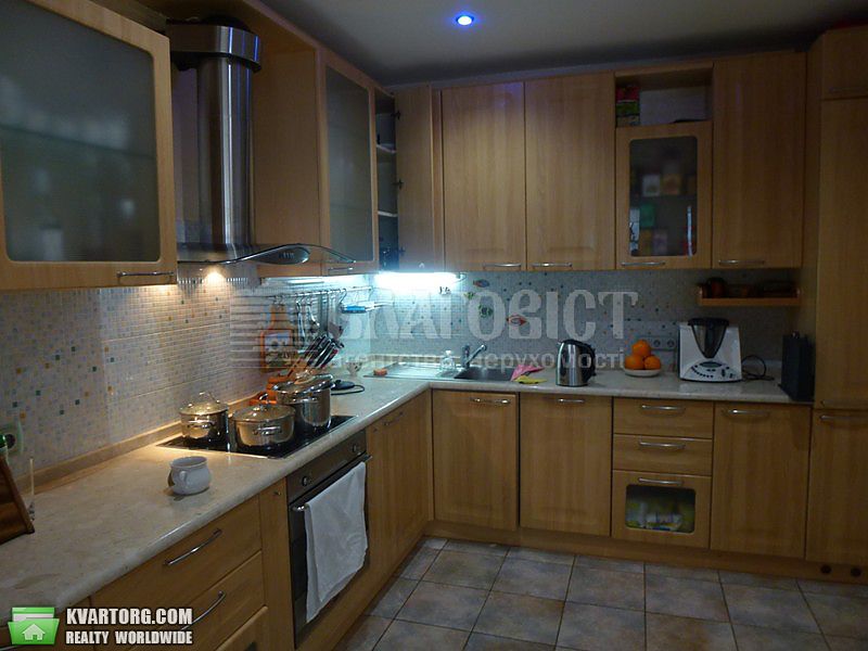 Rent out 4-room apartment. Киев,  Константиновская — photo 2