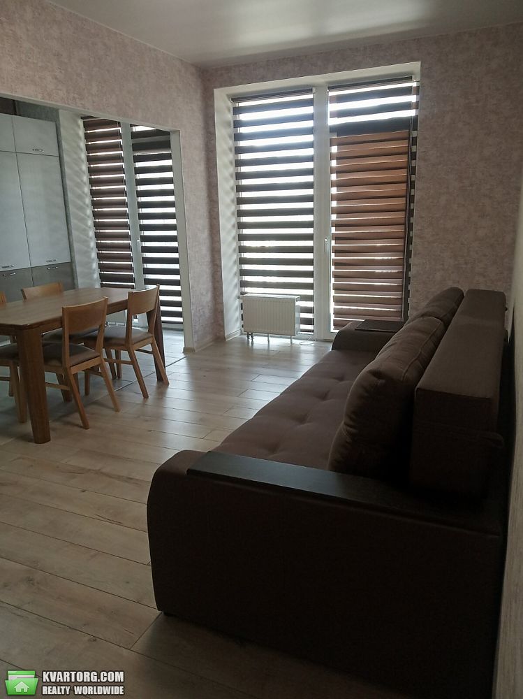 Rent out 2-room apartment. Киев, Данченко Сергея — photo 1