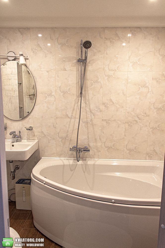 Sell 4-room apartment. Киев, регенераторная — photo 10