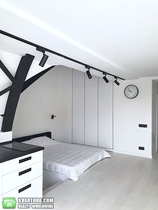 Rent out 1-room apartment. Киев,  Павловская — photo 1