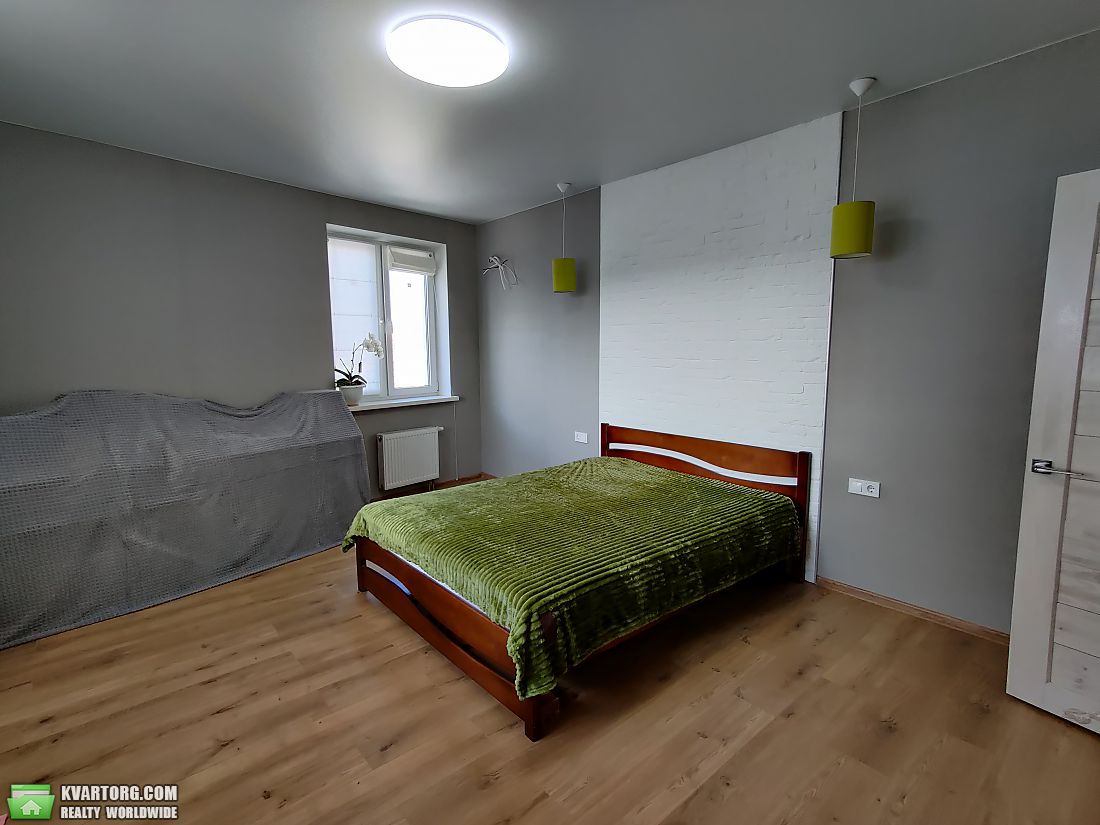Sell 3-room apartment. Киев,  Панельная — photo 3