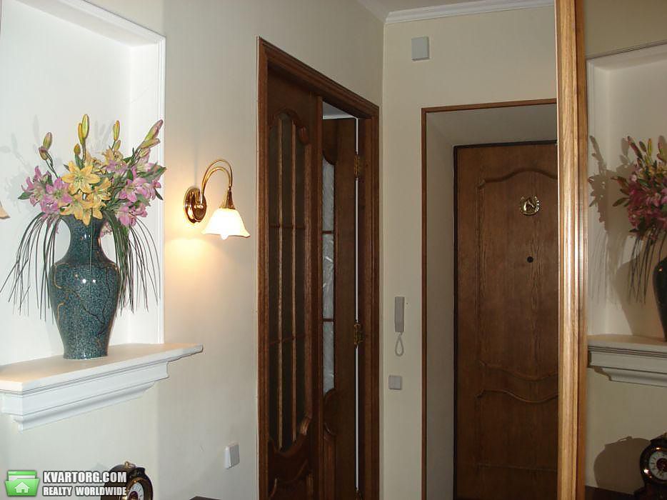 Rent out 3-room apartment. Киев, Деловая — photo 7