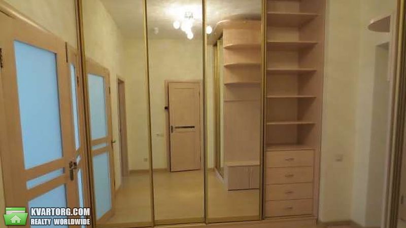 Rent out 1-room apartment. Киев, Евгения Коновальца — photo 6