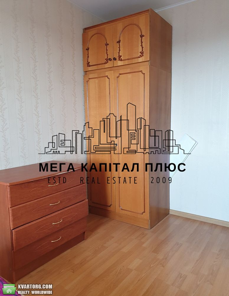 Rent out 3-room apartment. Киев, Берестейський проспект — photo 2