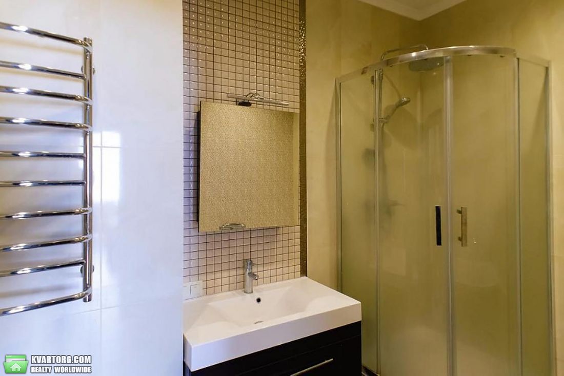 Rent out 2-room apartment. Киев,  Лабораторный пер — photo 8