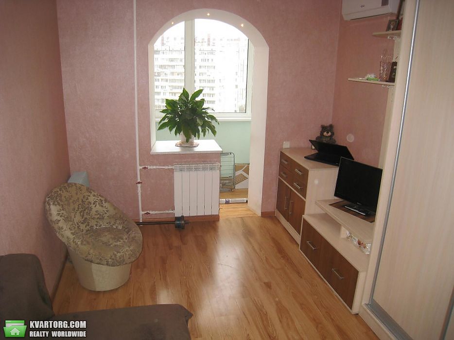 Sell 2-room apartment. Киев,  Тростянецкая — photo 4
