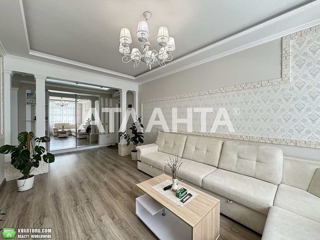 Sell 2-room apartment. Одесса, Люстдорфская дор. — photo 2