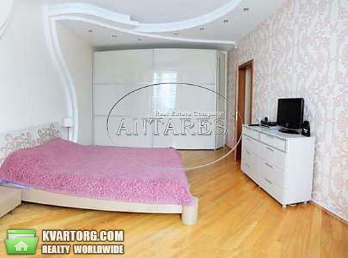 Rent out 3-room apartment. Киев, Щорса — photo 4