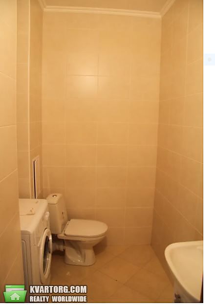 Rent out 2-room apartment. Киев,  Градинская — photo 4