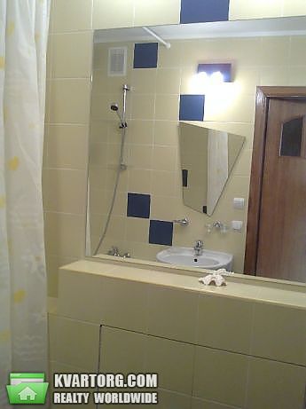 Rent out 2-room apartment. Киев,  Печенежская — photo 10