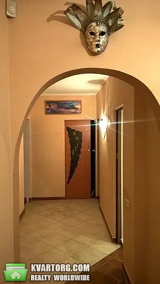 Rent out 3-room apartment. Львов, Скрипника — photo 3