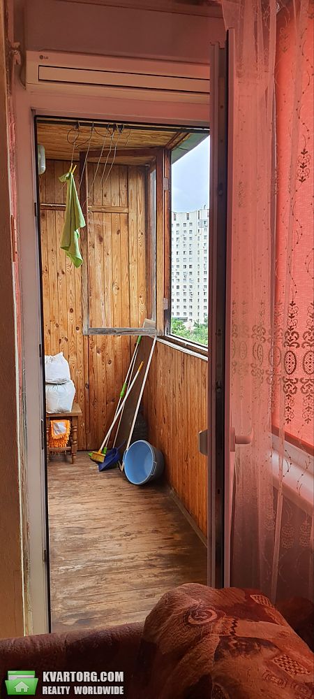 Rent out 1-room apartment. Киев,  Пражская — photo 2