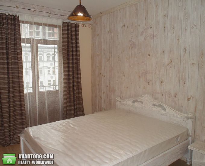 Rent out 2-room apartment. Киев,  Большая Васильковская — photo 2