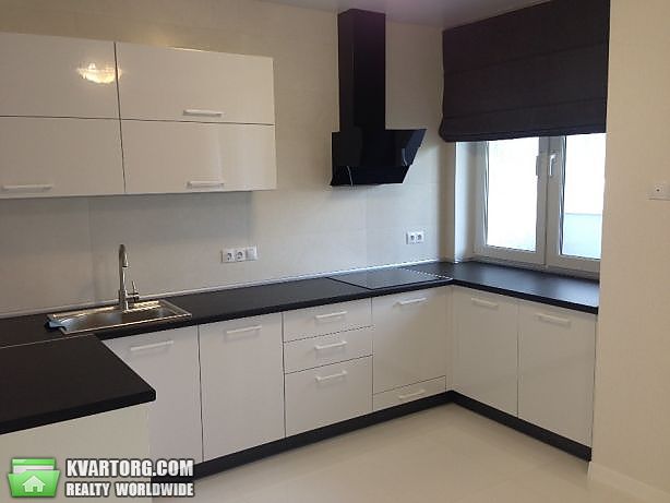 Rent out 2-room apartment. Киев,  Комарова — photo 3