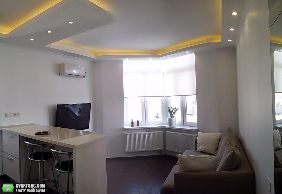 Sell 2-room apartment. Киев,  Лаврухина — photo 1
