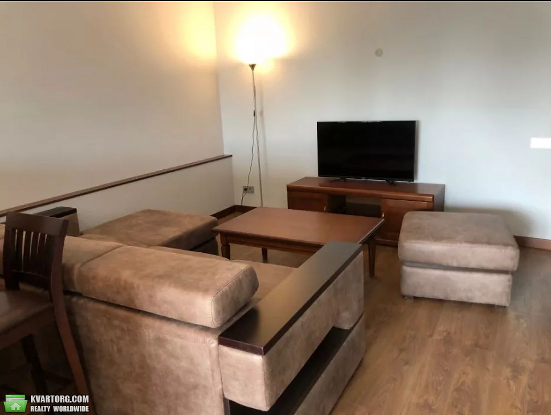 Rent out 2-room apartment. Киев, Лобановского — photo 3