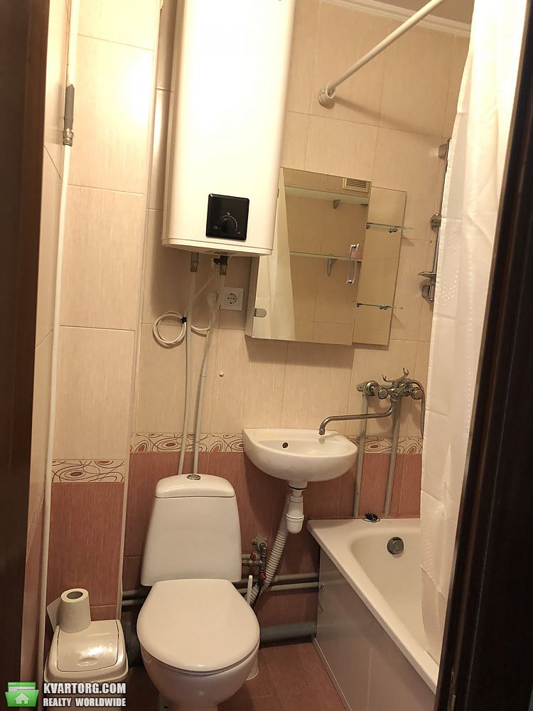 Rent out 1-room apartment. Киев,  Голосеевский пр — photo 9