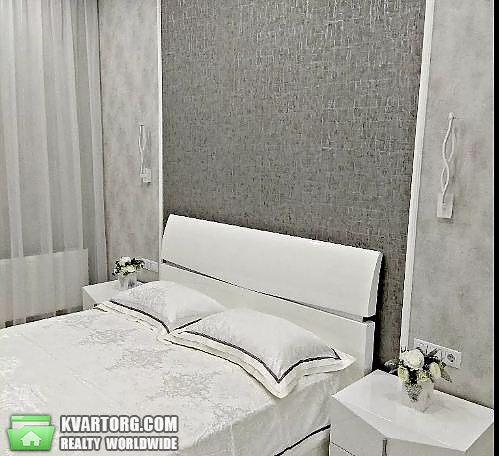 Rent out 1-room apartment. Киев,  Саперное поле — photo 3