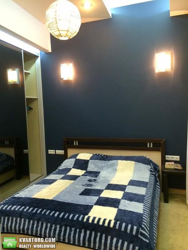 Rent out 2-room apartment. Киев,  Сечевых Стрельцов — photo 4