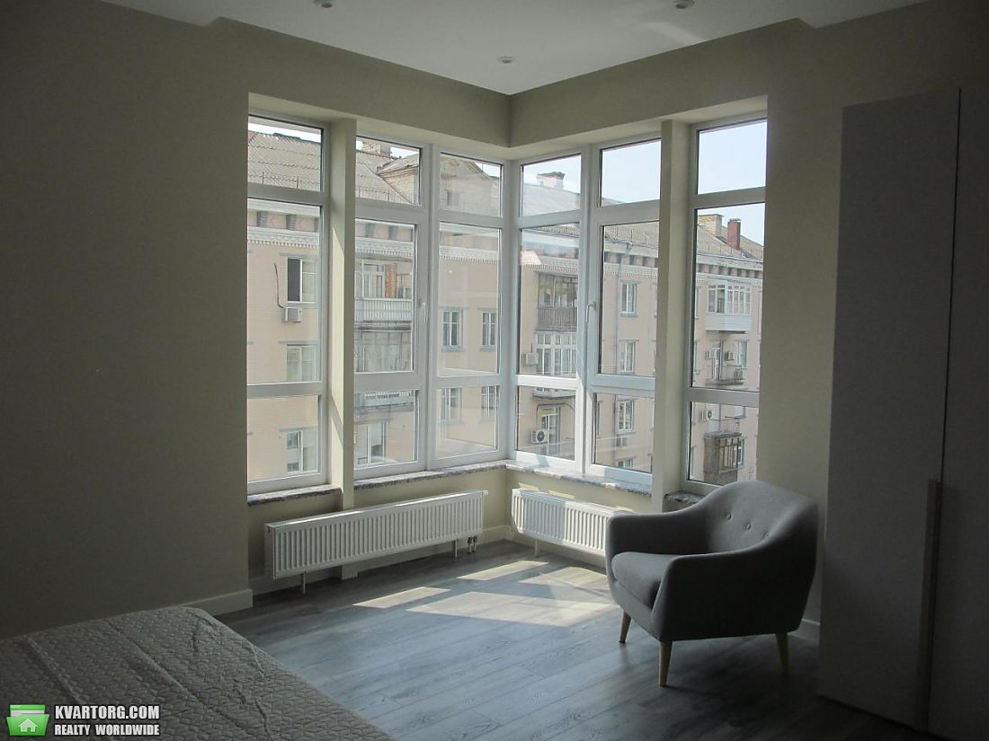 Rent out 3-room apartment. Киев,  Кловский спуск — photo 5
