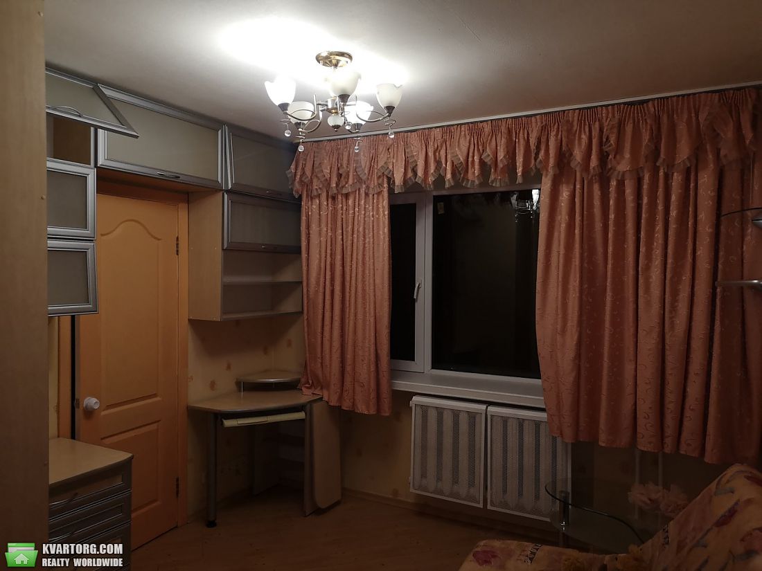 Rent out 1-room apartment. Киев,  Краснопольская — photo 2