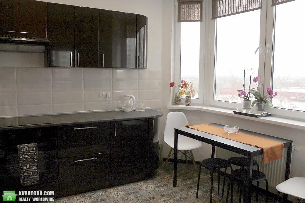 продам 2-комнатную квартиру. Киев,   Пчелки - фото 1