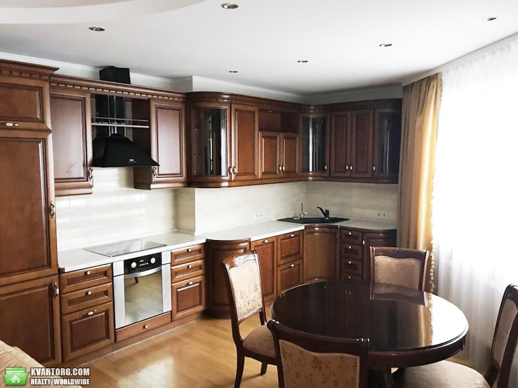 Rent out 3-room apartment. Киев,  Героев Обороны — photo 4