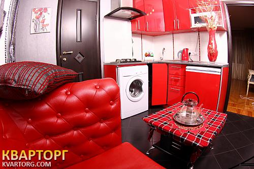 Rent out 1-room apartment. Одесса, Дерибасовская — photo 1