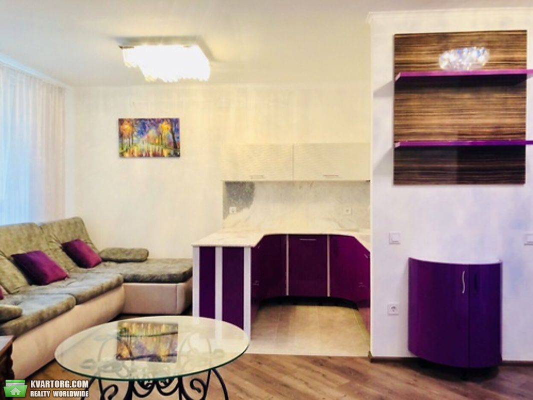 Sell 3-room apartment. Киев,  Победы пр — photo 1