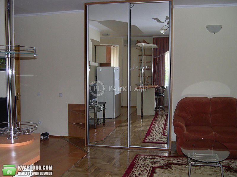 Rent out 2-room apartment. Киев,  Малая Житомирская — photo 3