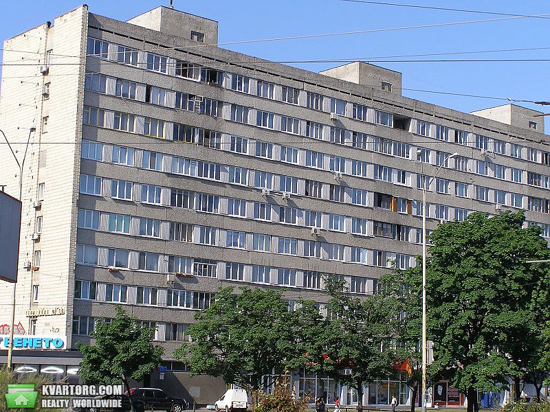 Sell 3-room apartment. Киев,  Харьковское шоссе — photo 1