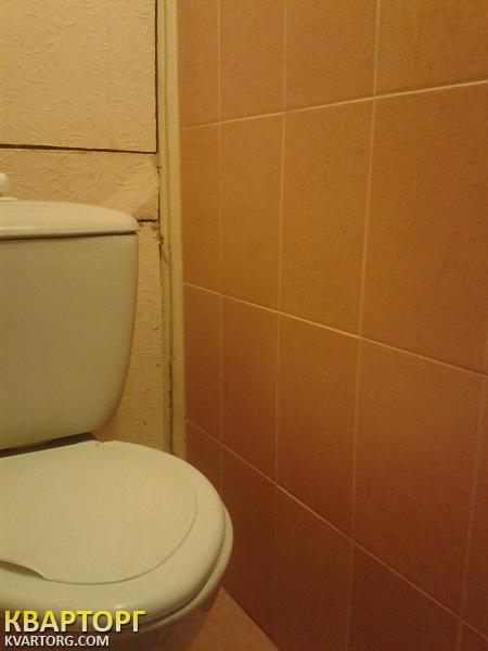 Rent out 1-room apartment. Киев, Киото — photo 6