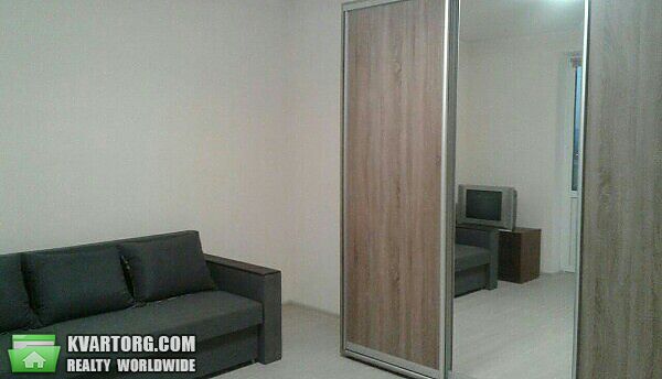 Rent out 1-room apartment. Киев, Данченко — photo 1