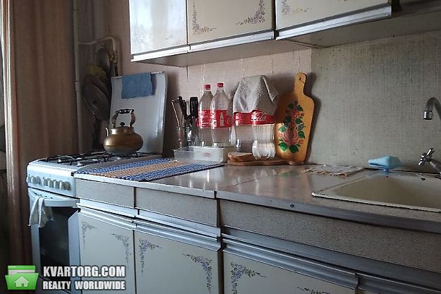 Sell 3-room apartment. Киев,  Новопироговская — photo 8