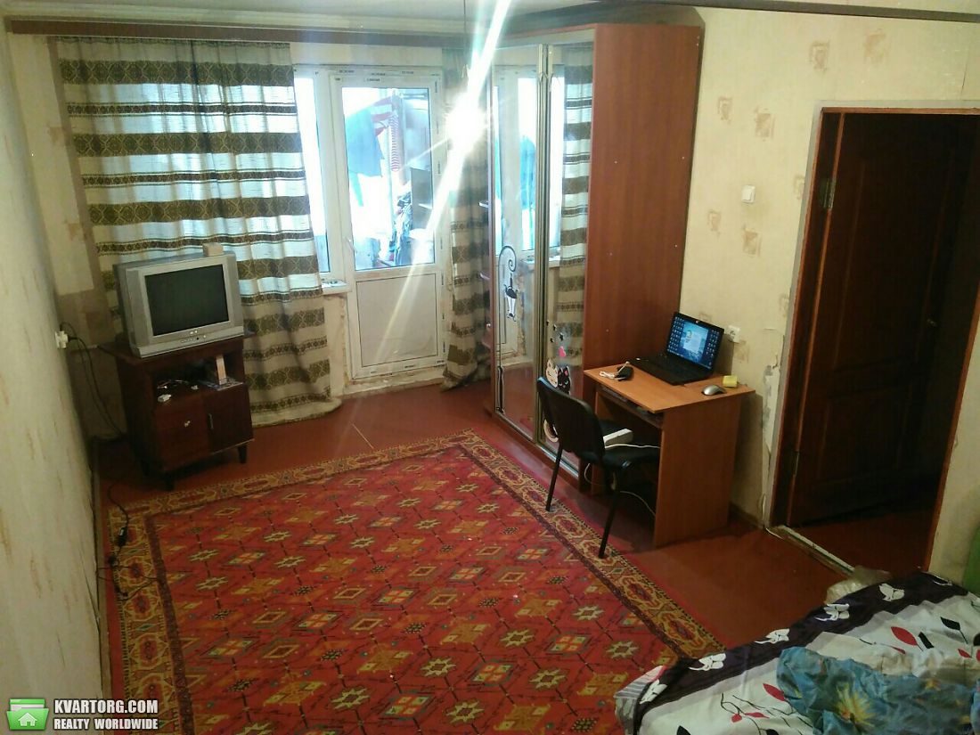 Sell 2-room apartment. Киев,  Озерная — photo 1