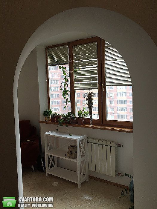 Sell 3-room apartment. Киев,  Ревуцкого — photo 2