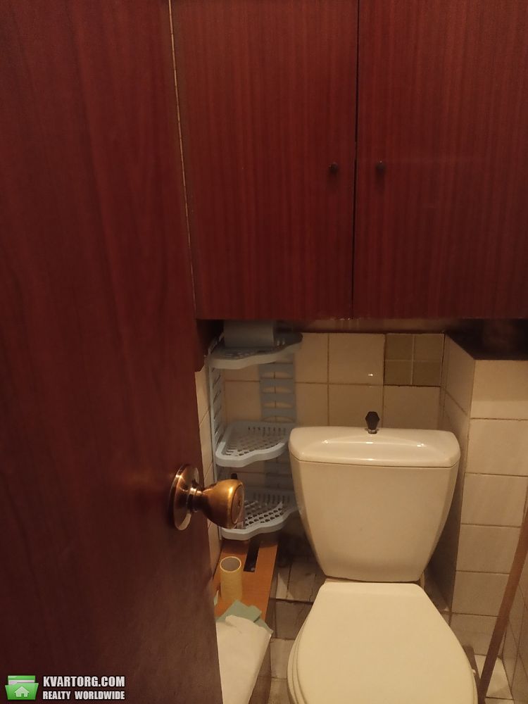 Rent out 2-room apartment. Киев, Миколайчука — photo 8