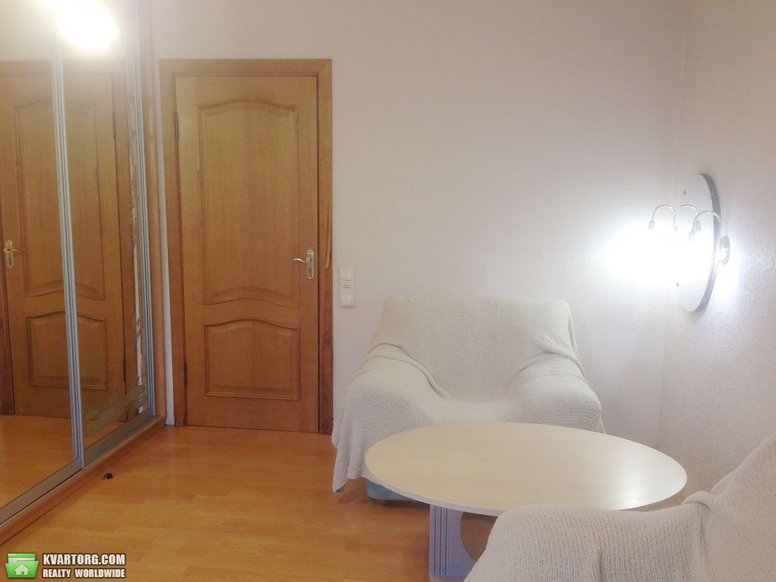 Sell 3-room apartment. Киев,  Героев Днепра — photo 8