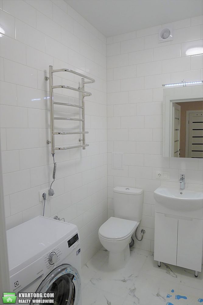 Rent out 1-room apartment. Киев, Воскресенская — photo 9