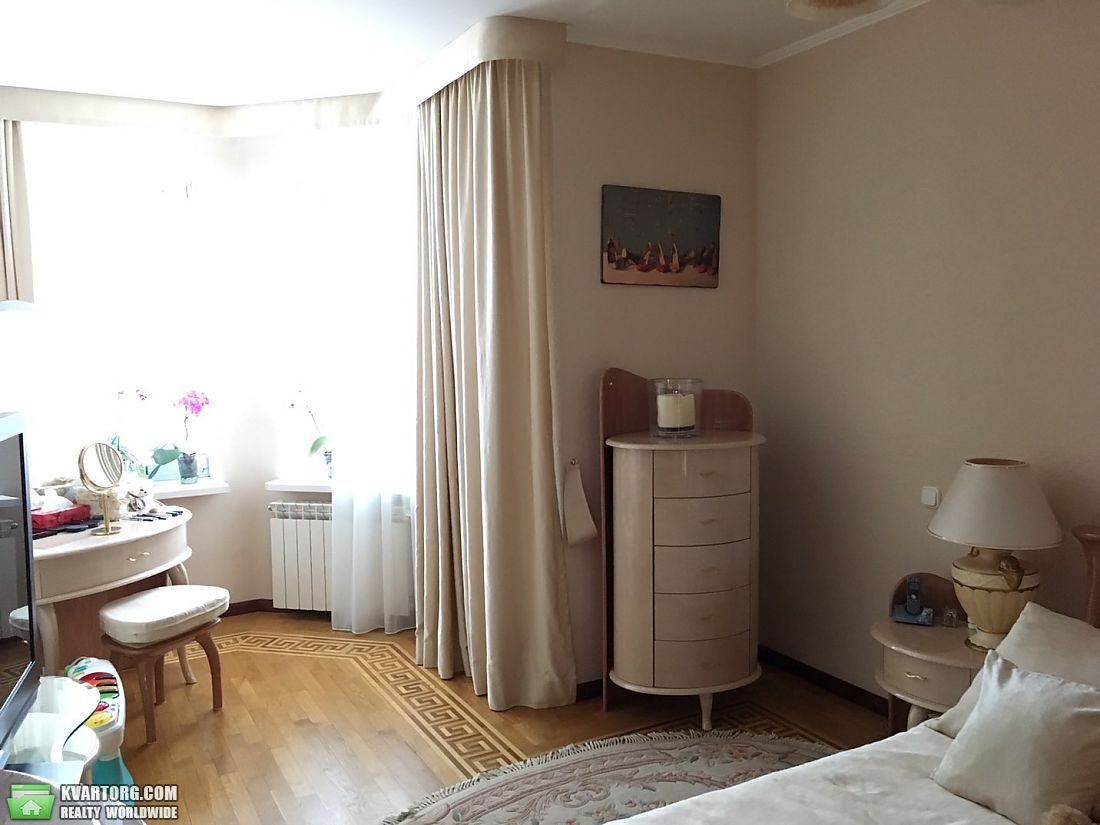 Sell 3-room apartment. Киев,  Мельникова — photo 7